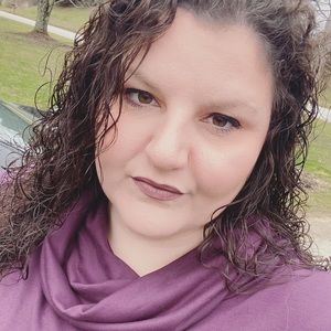 Meet your Posher, Kristin